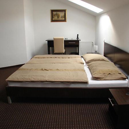 Rooms Levicki Славонски брод Екстериор снимка
