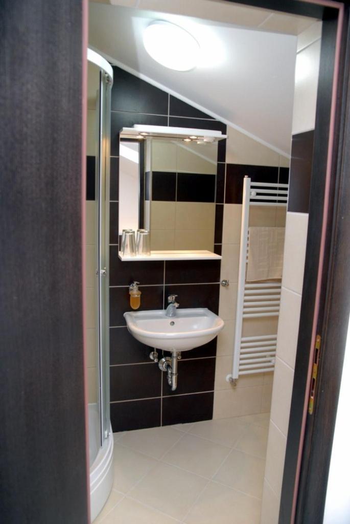 Rooms Levicki Славонски брод Екстериор снимка
