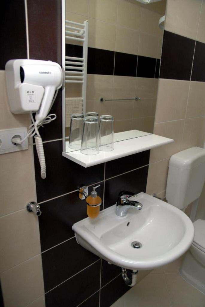 Rooms Levicki Славонски брод Екстериор снимка